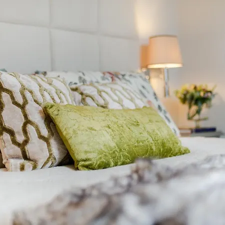 Apartman Buccellato: A Fresh Lavish Penthouse Inside The Wa *